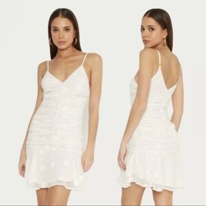 4SI3NNA WHITE RUFFLED HEM MERCEDES DRESS NWT